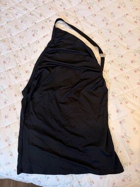 Women's Black One-Shoulder Tank Top